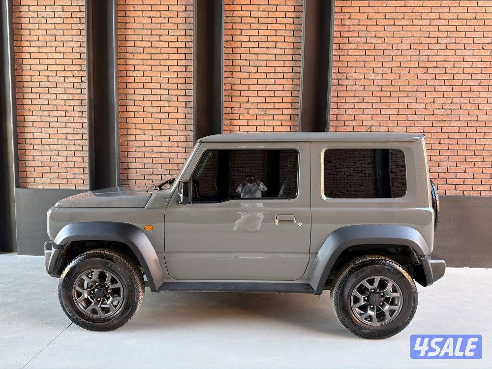 سوزوكي جيمني موديل 2025 تحت الكفالة1