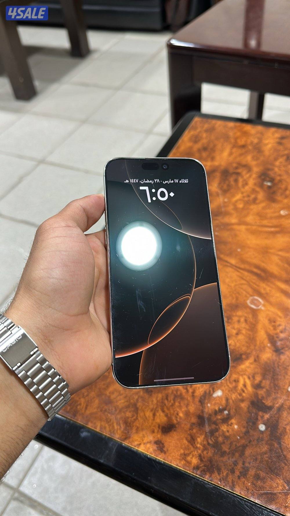 ايفون استعمال خفيف بطاريه 98%3