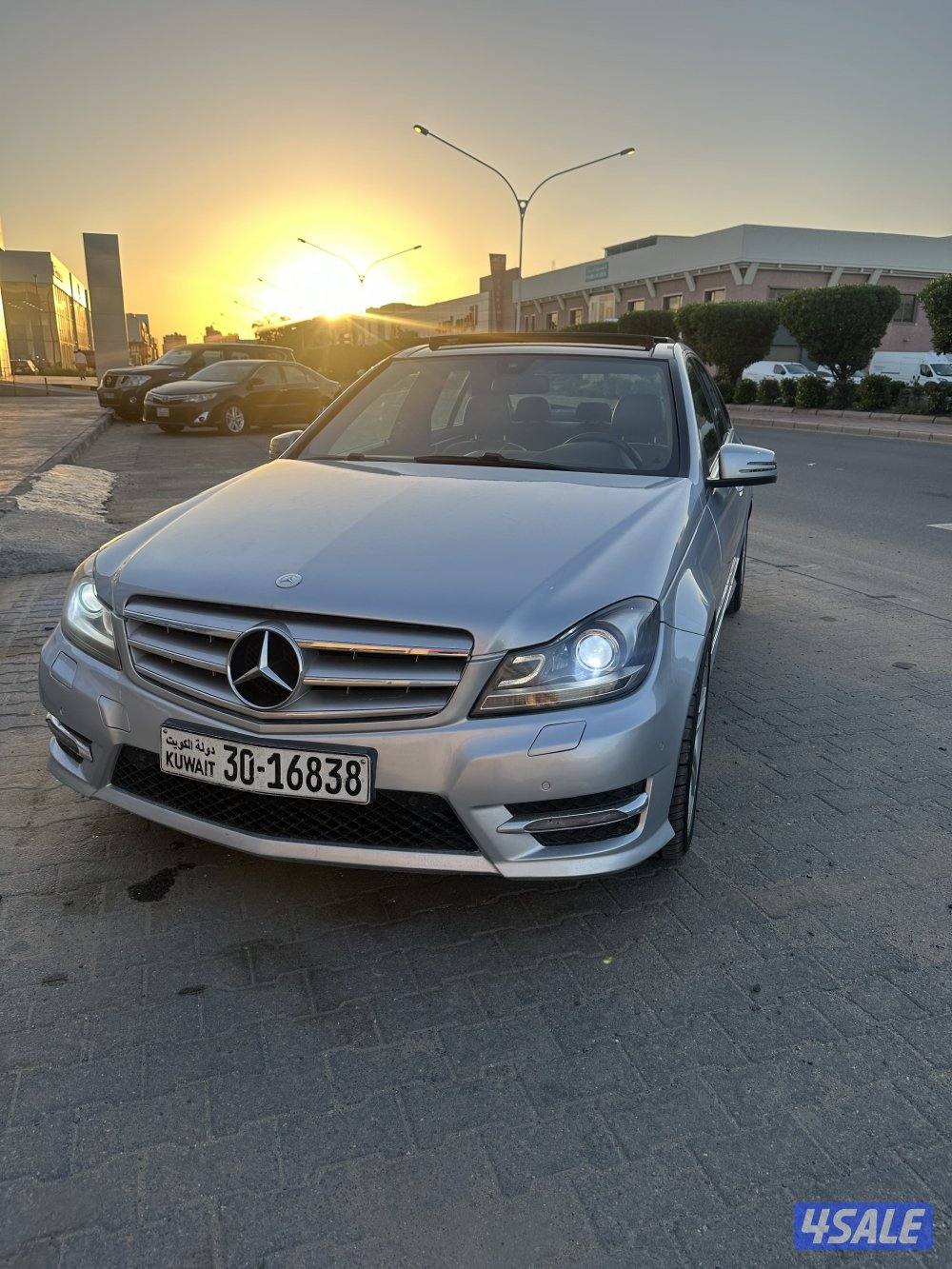 للبيع مرسيدس c200 موديل 2014 ماشي 1782