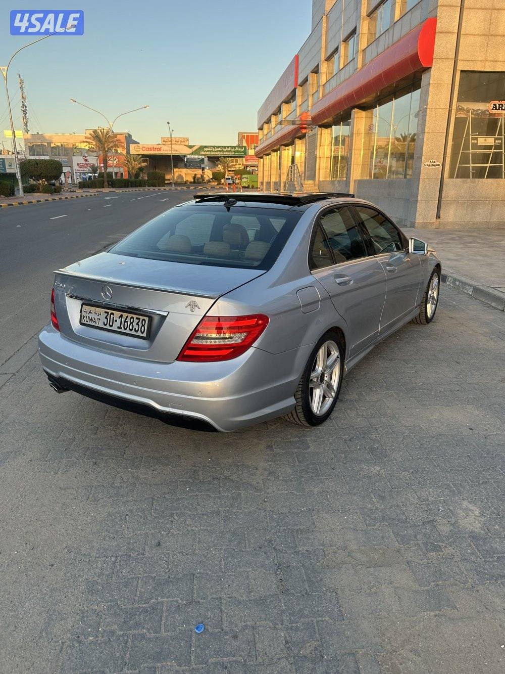 للبيع مرسيدس c200 موديل 2014 ماشي 1787