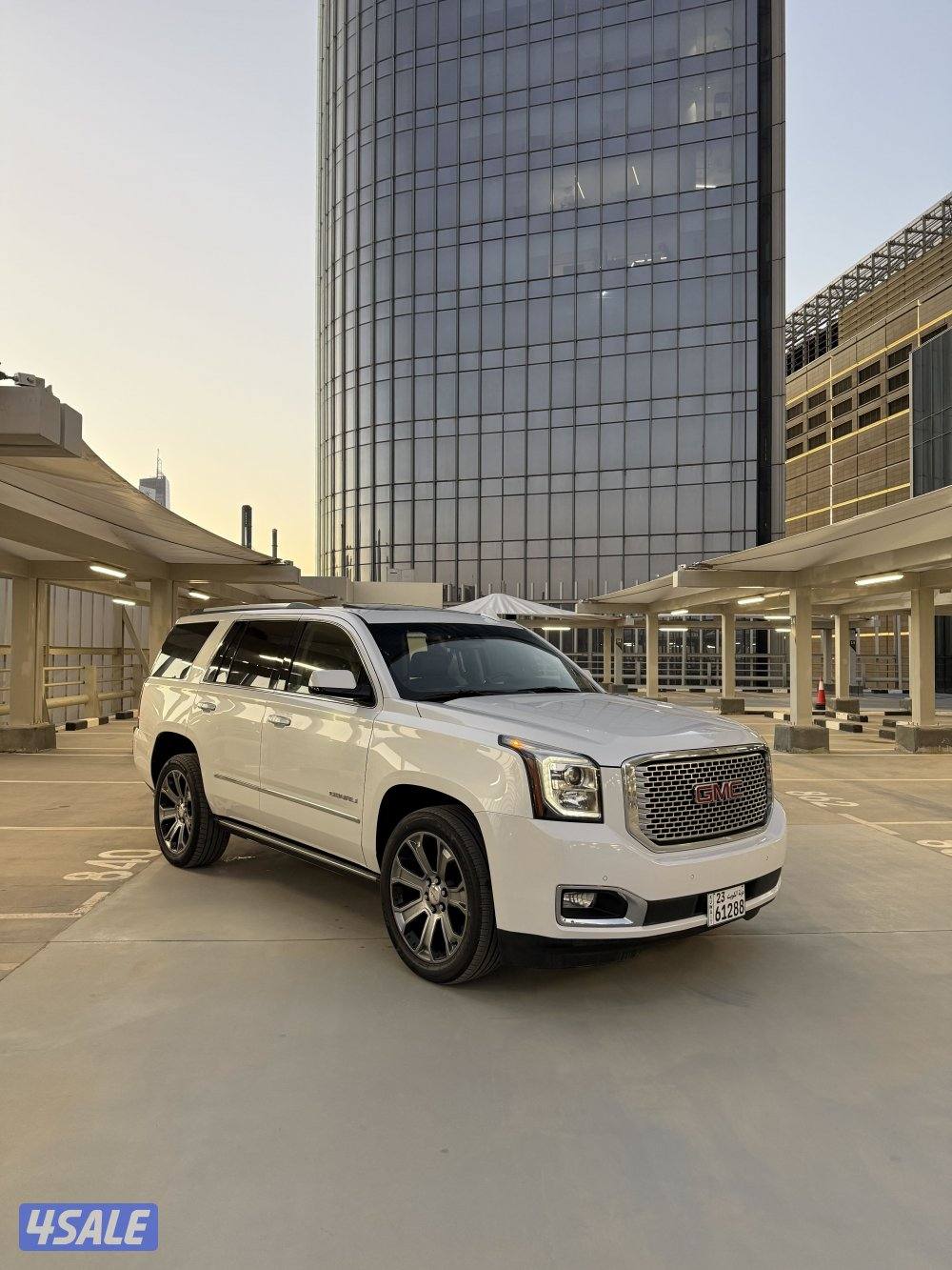 للبيع يوكن دينالي 2017 فل كامل0