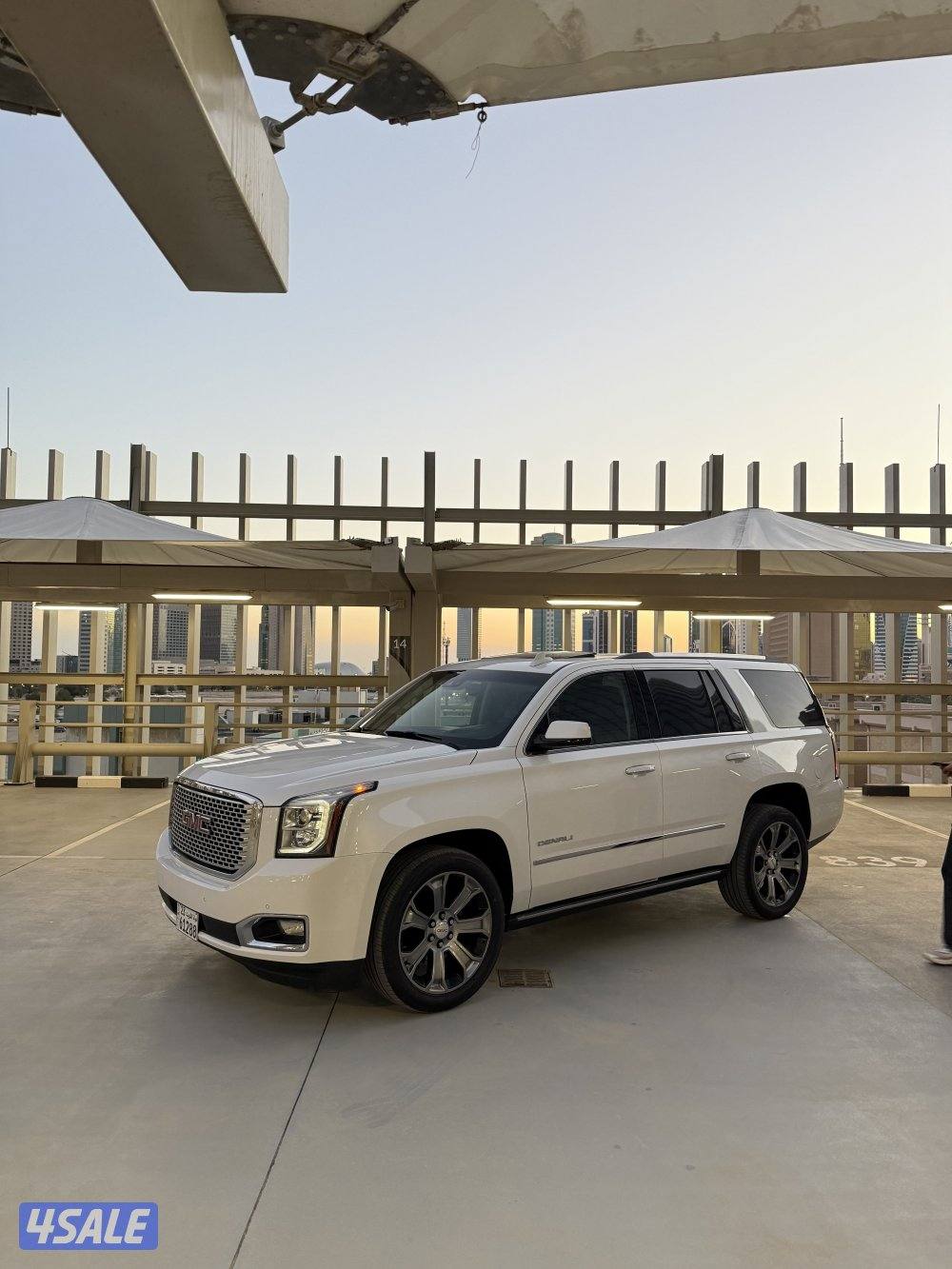 للبيع يوكن دينالي 2017 فل كامل1