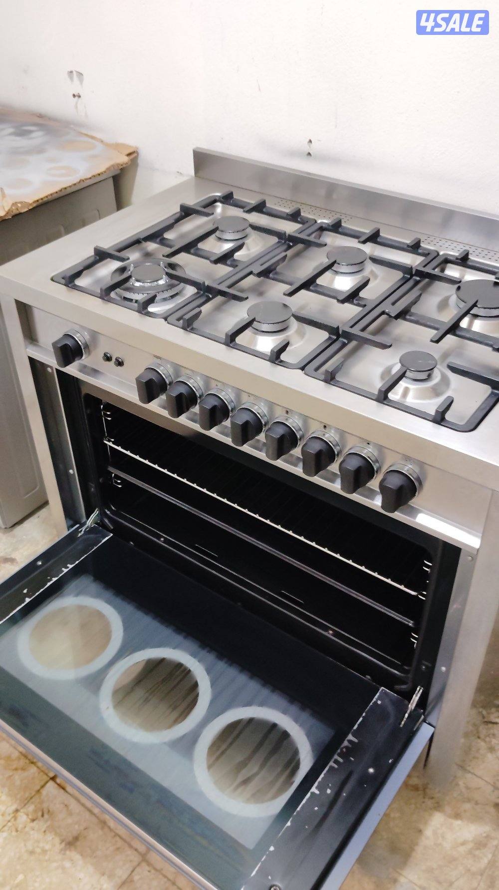 نبيع جميع انواع الطباخات وا ثلاجات بحاله ممتازه0