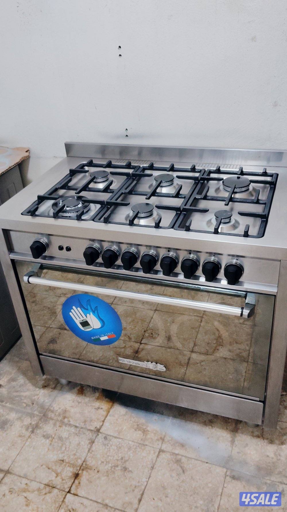 نبيع جميع انواع الطباخات وا ثلاجات بحاله ممتازه5