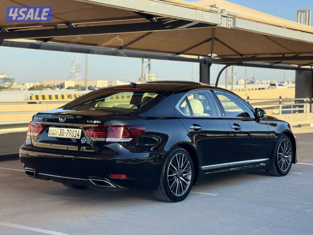 للبيـــع LS460- م 2015 - عداد227 - وارد الساير - بحالة الوكالة3