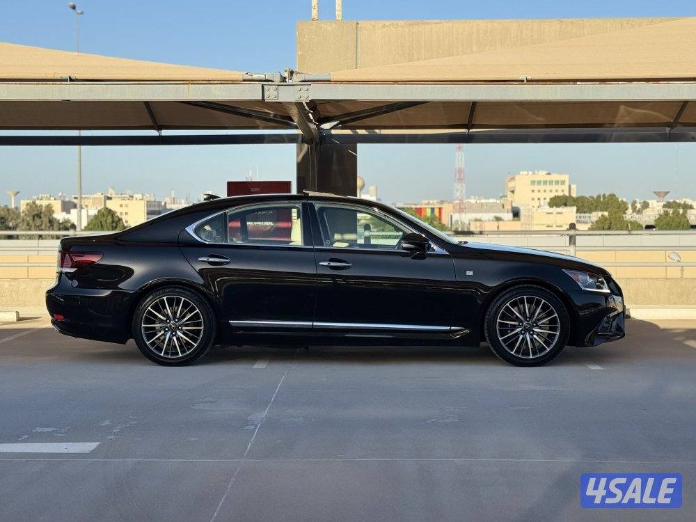 للبيـــع LS460- م 2015 - عداد227 - وارد الساير - بحالة الوكالة5