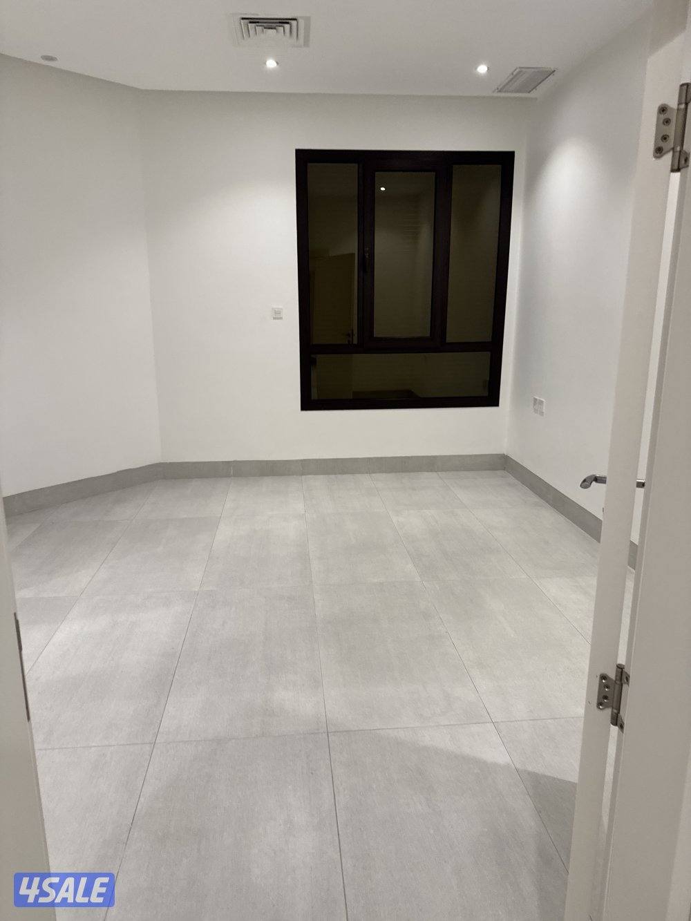 شقه للإيجار للمعاريس ، تشطيب فاخر موقع مميّز4