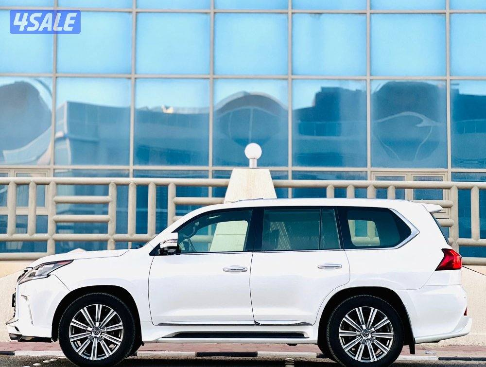 جيب لكزس 20162