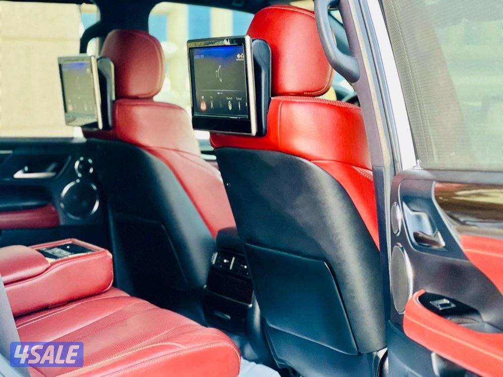 جيب لكزس 20166