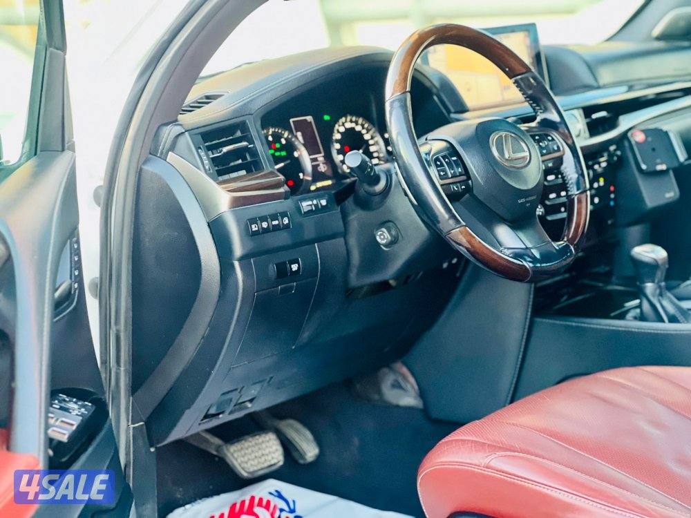 جيب لكزس 20168