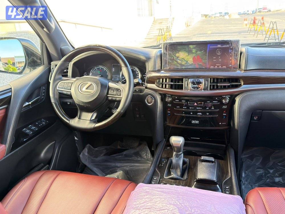 للبيع لكزس LX570 موديل 2017 صبغ الوكاله10