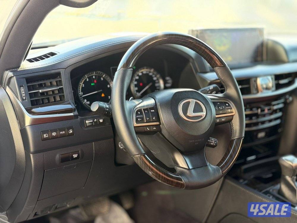 للبيع لكزس LX570 موديل 2017 صبغ الوكاله11