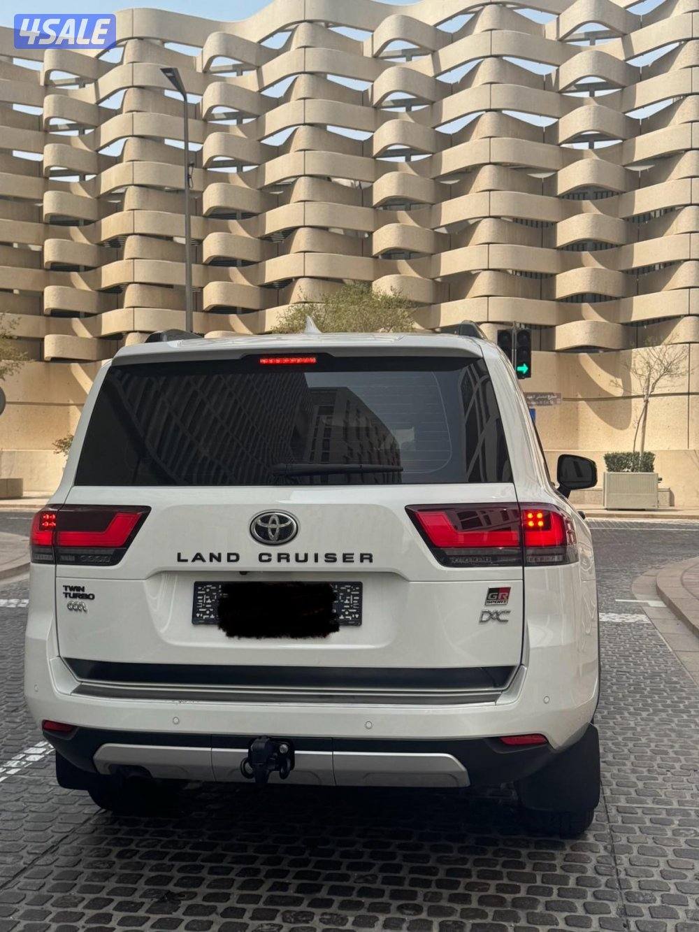 لاند كروزر GR سبورت2