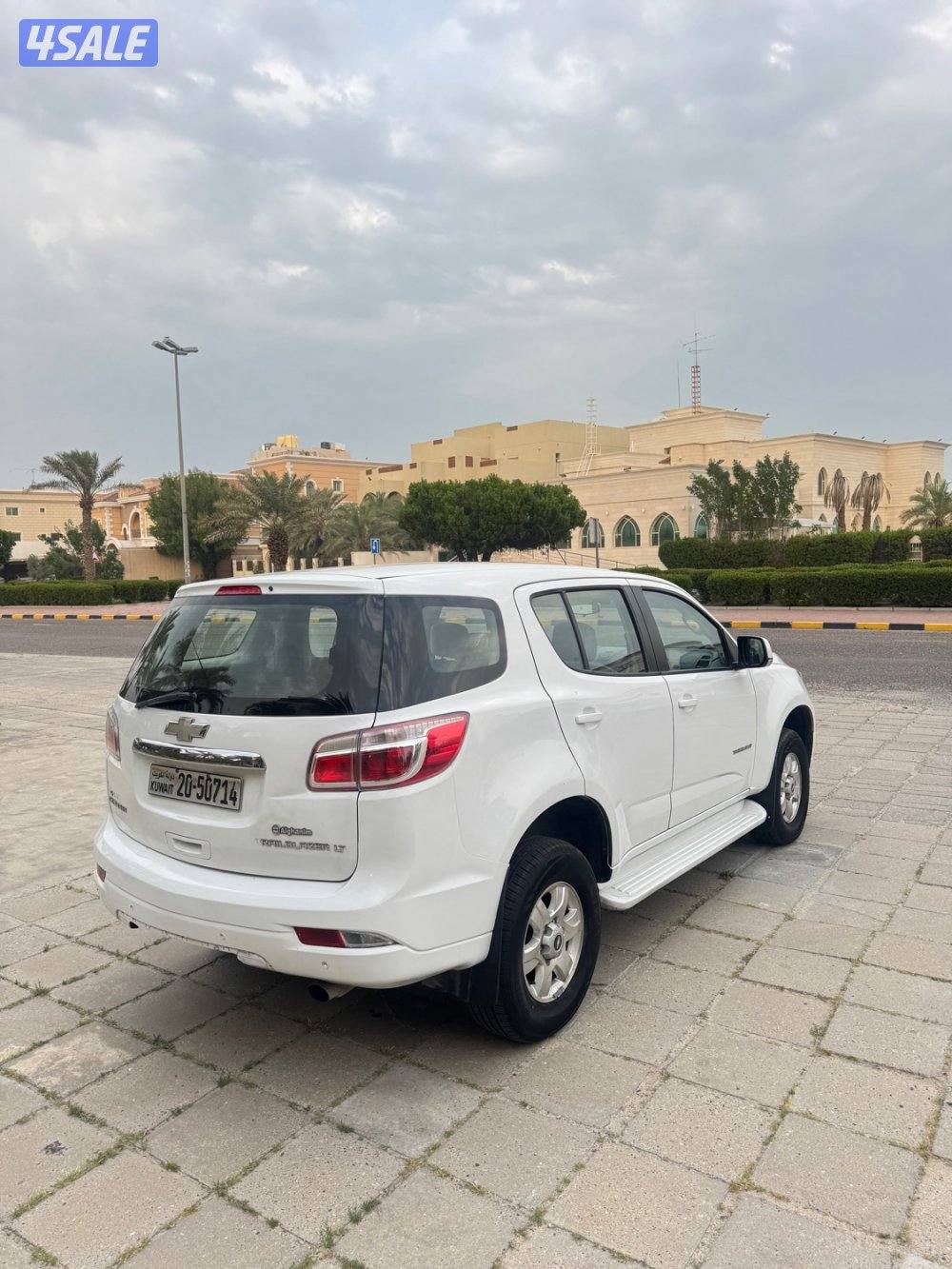 تريل بليزر مديل 2013 ماشي 141 الف وارد الغانم6