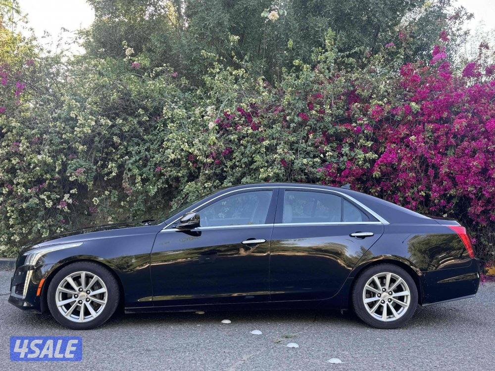 🛑للبيع كاديلاكCTS نظييف🛑1