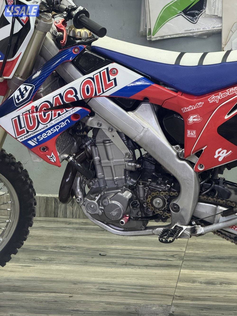 للبيع crf450/2009 شرذ الفحص2