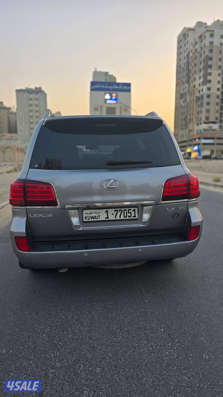 جيب لكزس 2008 الدرجة الاولى4