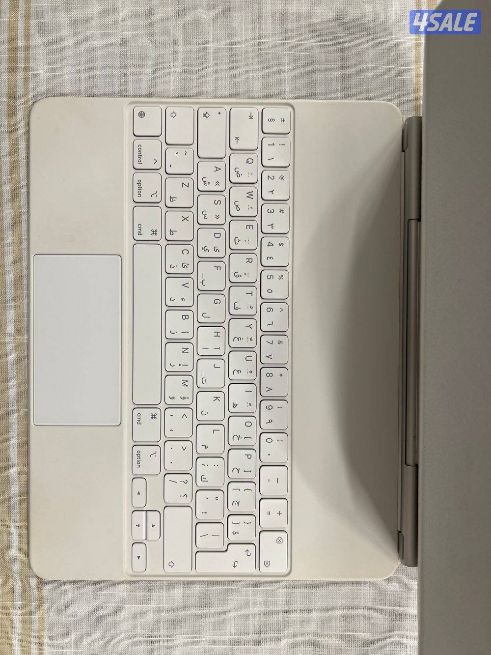 كيبورد ماجيك الاصلي ايباد 13 انش2