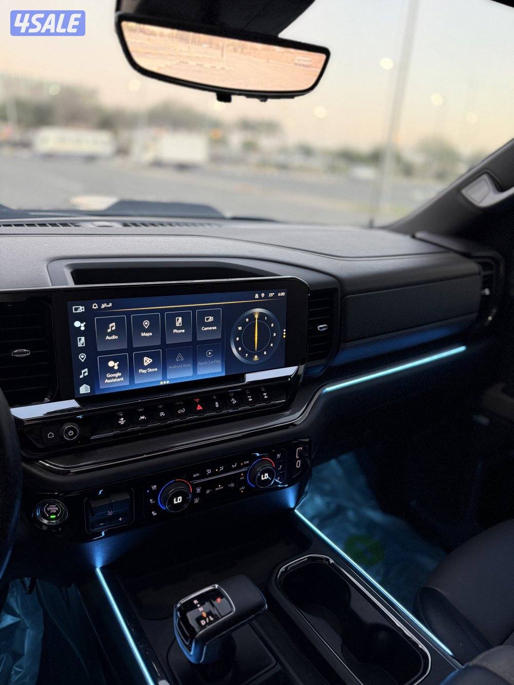 للبيع وانيت سلفرادو ZR26