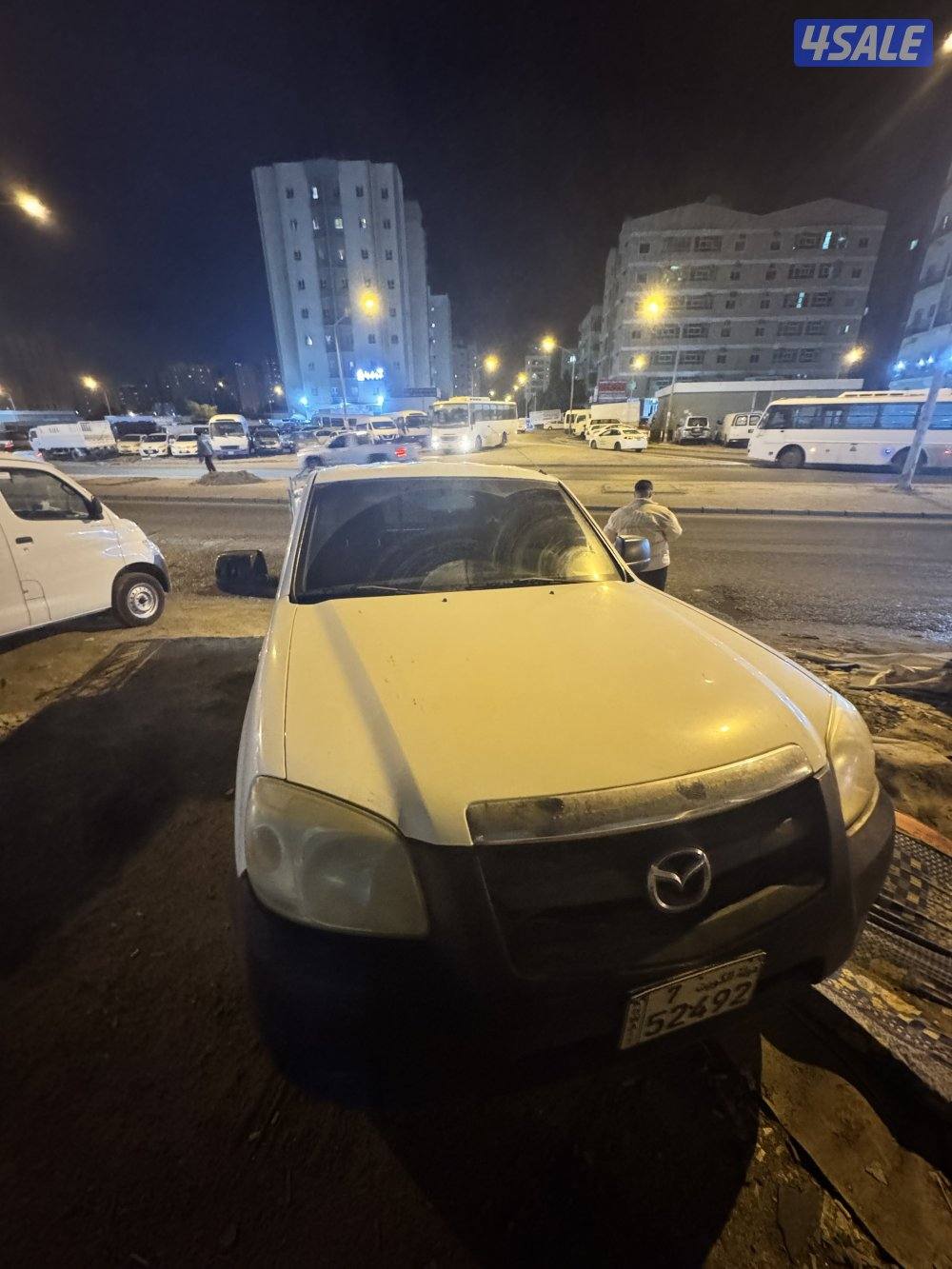 وانيت مازدا 2011 شرط الفحص قابل للمساومه بل معقول7