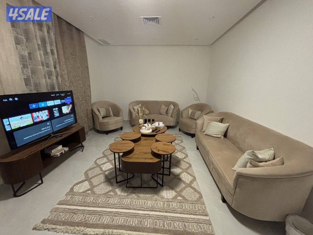 غنفات وطاولات للبيع جديده غير مستخدمه1