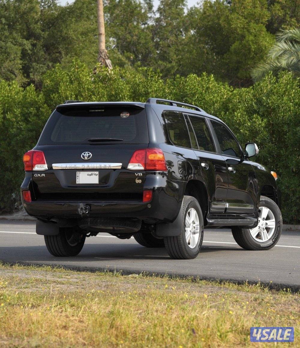 لاندكروزر ديزل الساير (مخزن)1