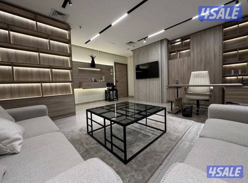 مكتب مأثث اثاث راقي وديكور جودة عاليه جاهز مجهز الإيجار 4500