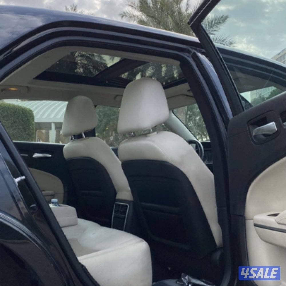 8 سلندر كامل المواصفات ماشي 90 الف فقط2