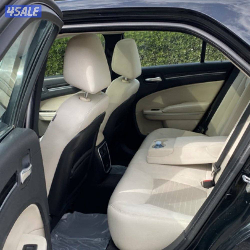 8 سلندر كامل المواصفات ماشي 90 الف فقط6