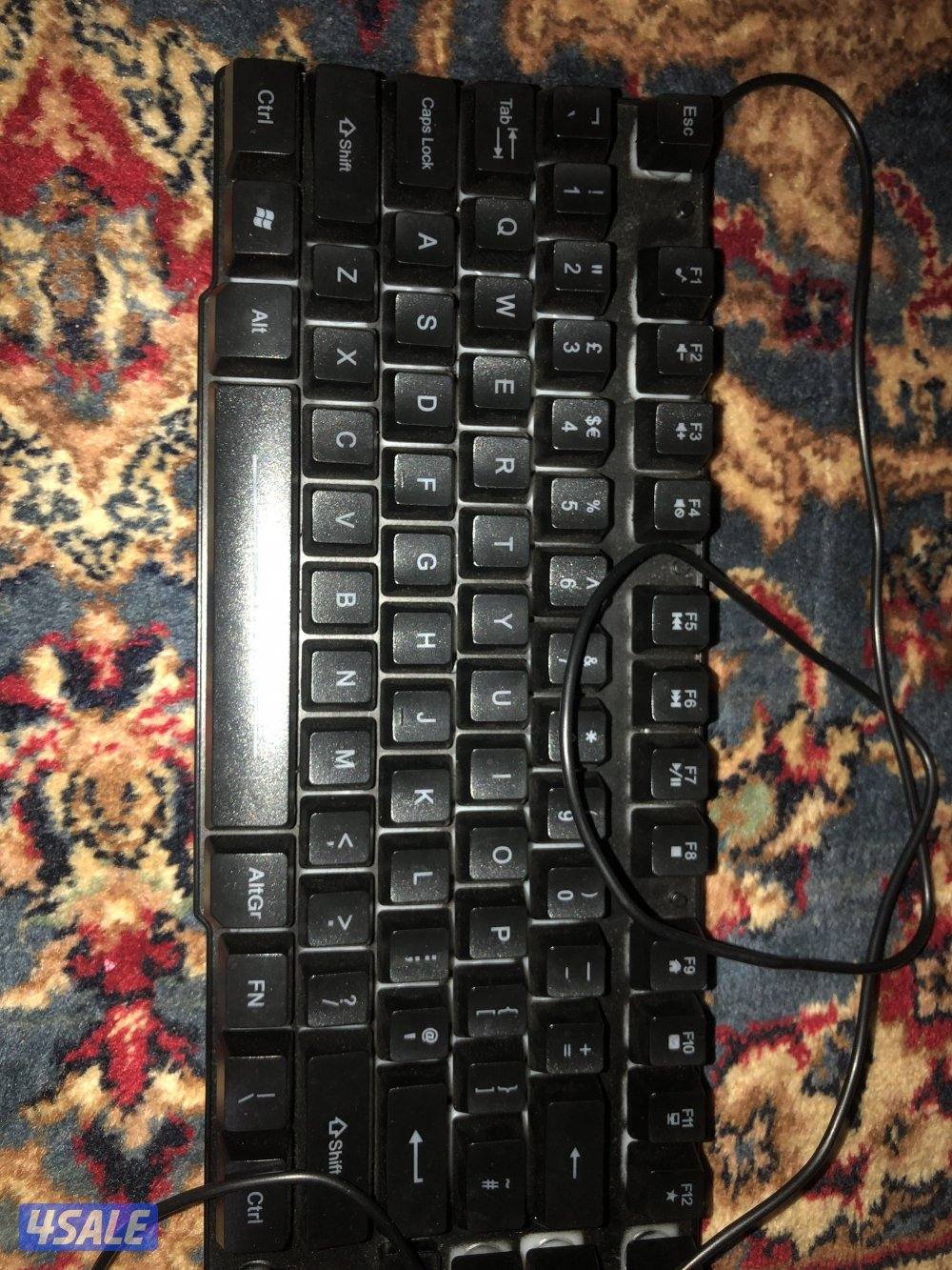 كيبورد احترافي للبيع  أداء سريع ودقة عالية لكل الاغراض3