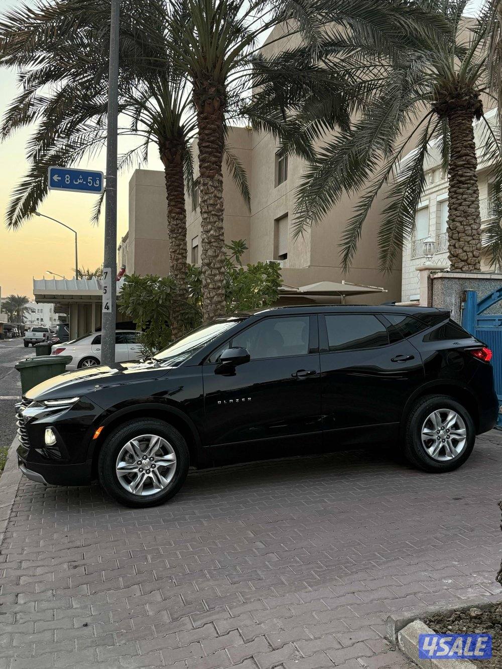 بليزر موديل 2021 وارد الغانم صبغ الوكالة ماشي 88 الف شرط الفحص1
