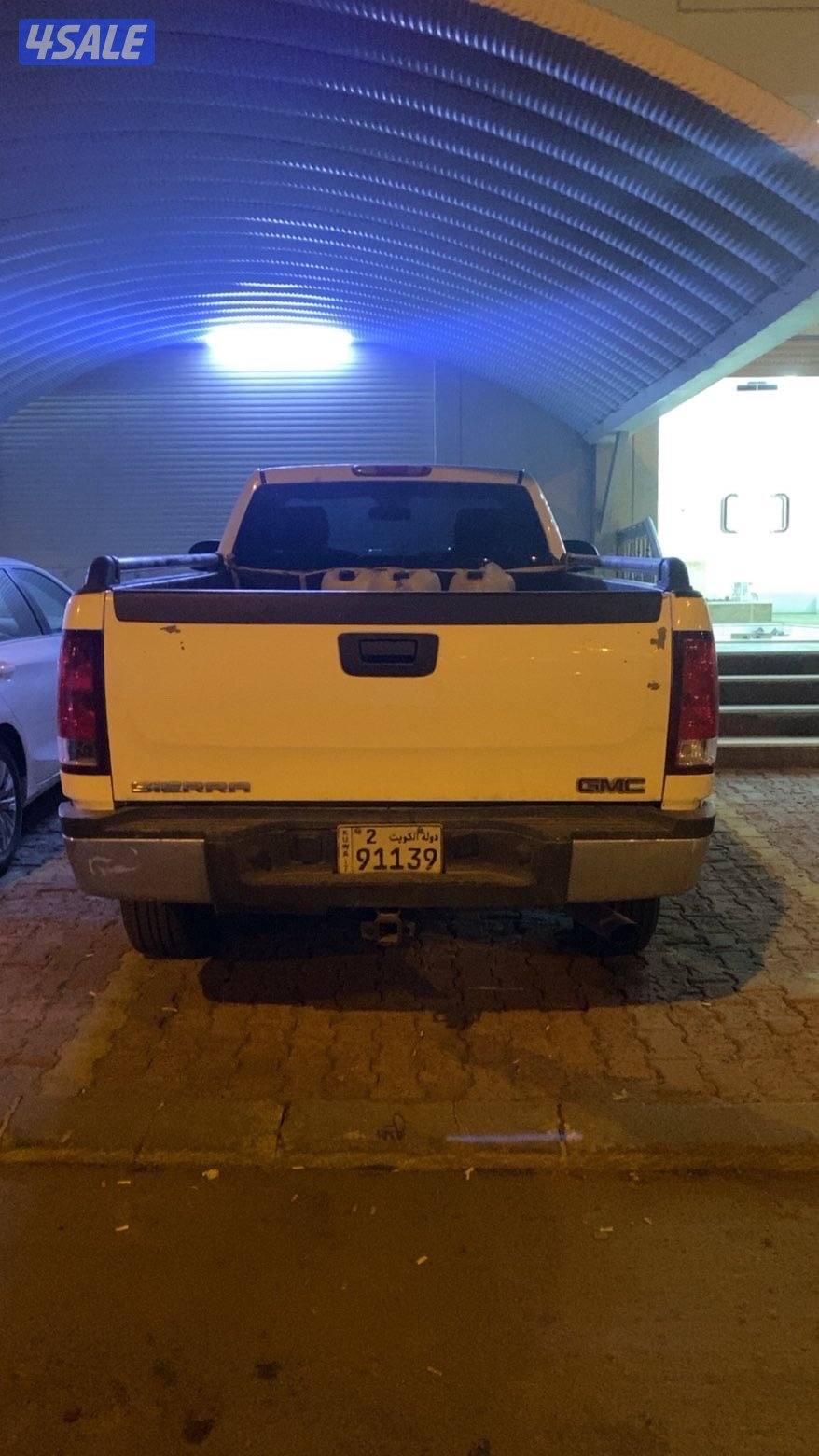 للبيع سيرا hd 2500 موديل 2011شرط الفحص قير ومكينه وشاصي عداد 288000الف5