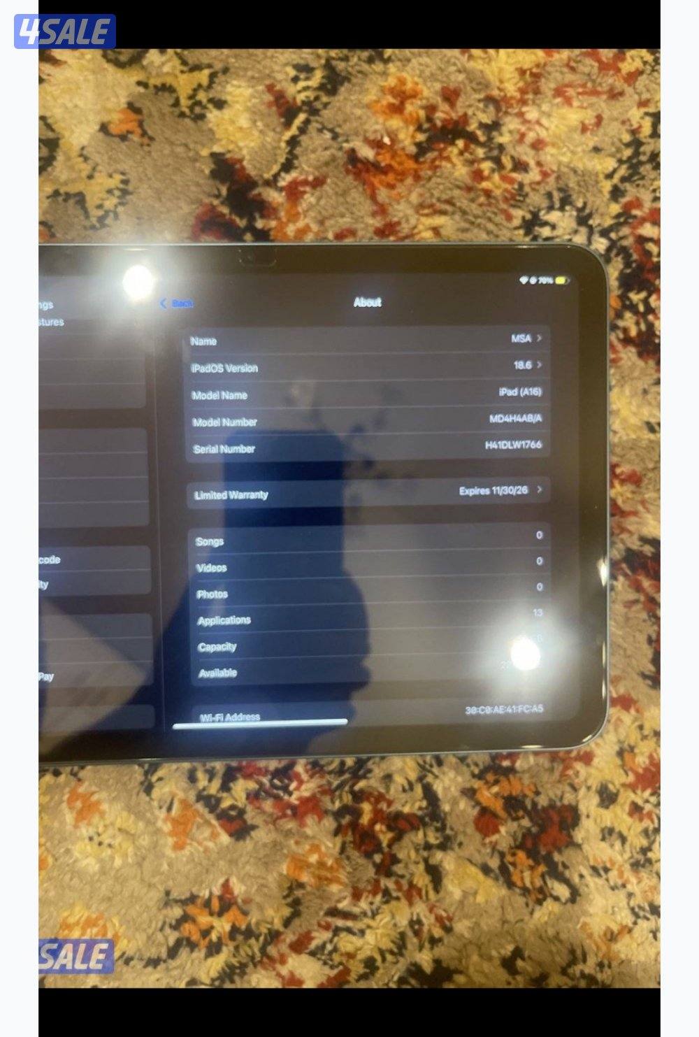 بدون ايه زلق شبه جديد مع كرتونه Ipad a16 256gb4