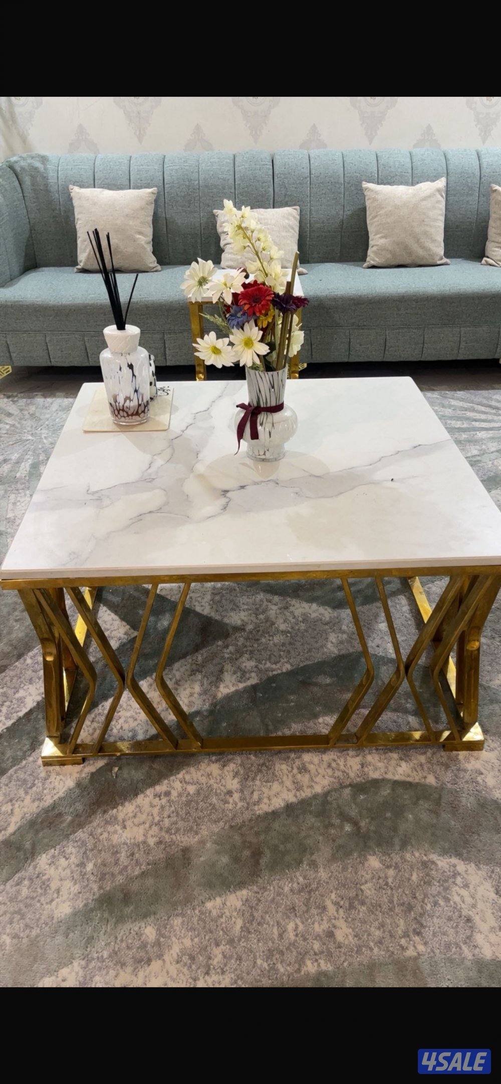 للبيع جلسه كامله مع طاولاتها2