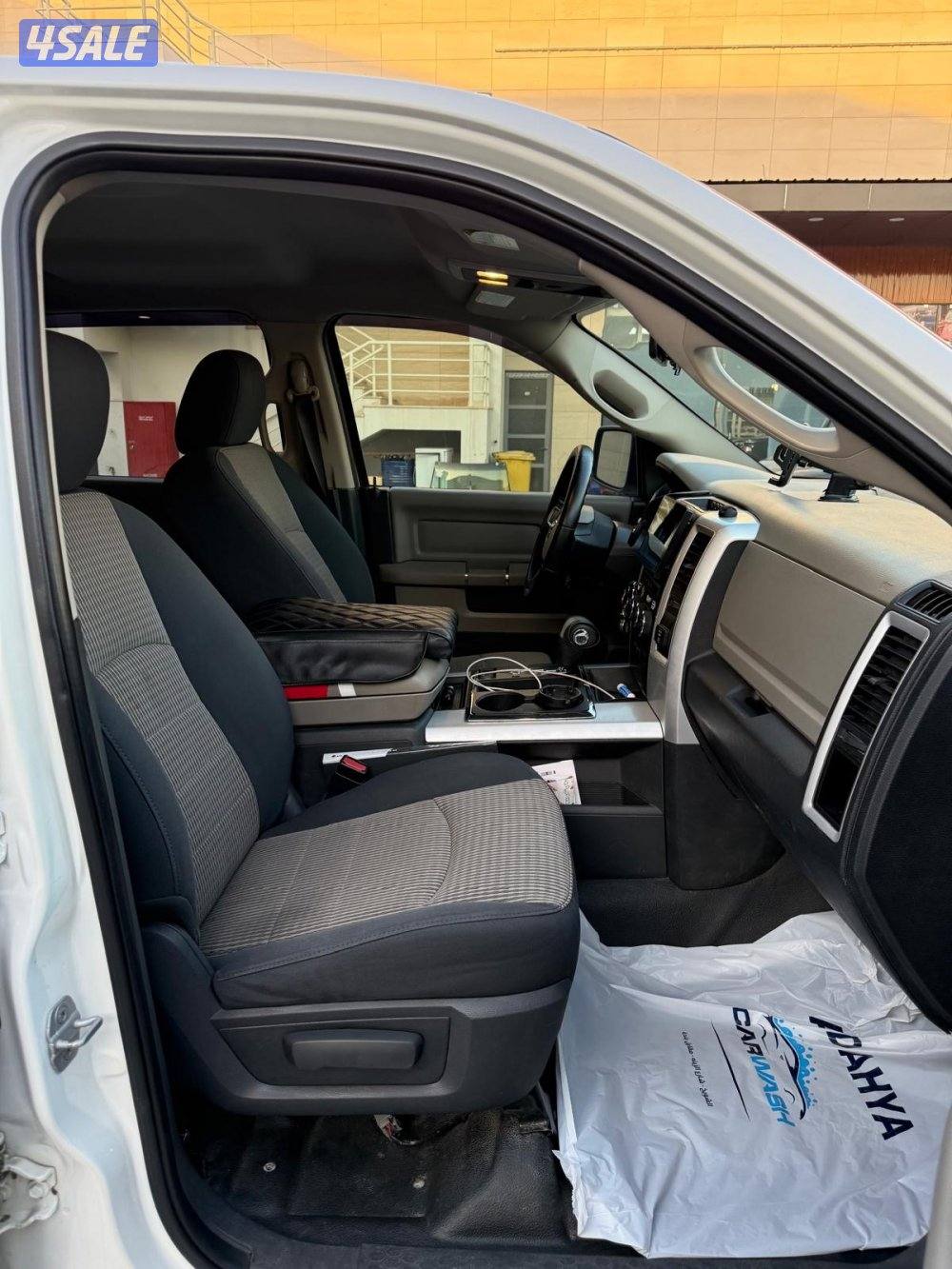 للبيع دوج رام 2011 ماشي 250 بحالة ممتازه4