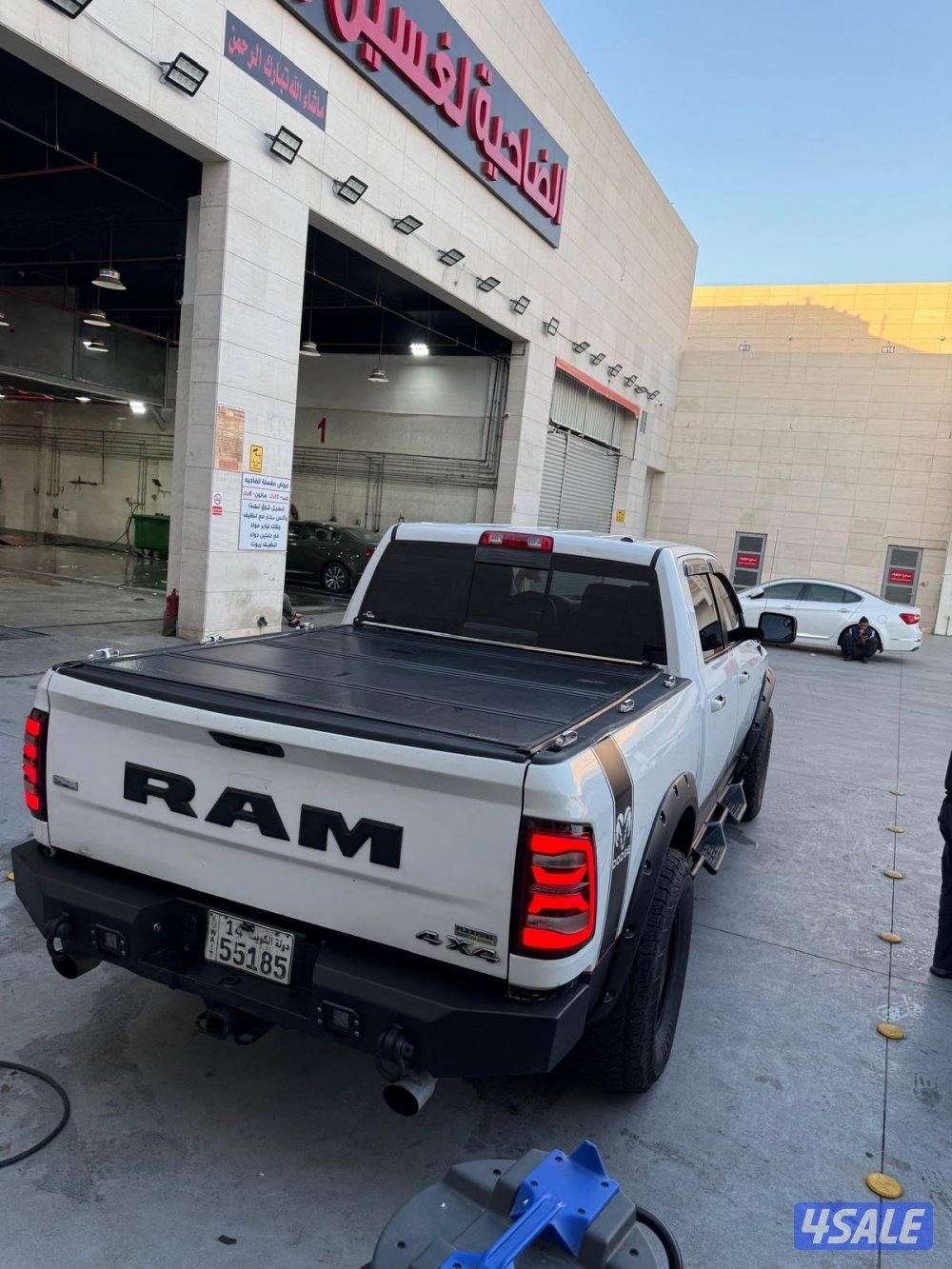 للبيع دوج رام 2011 ماشي 250 بحالة ممتازه7