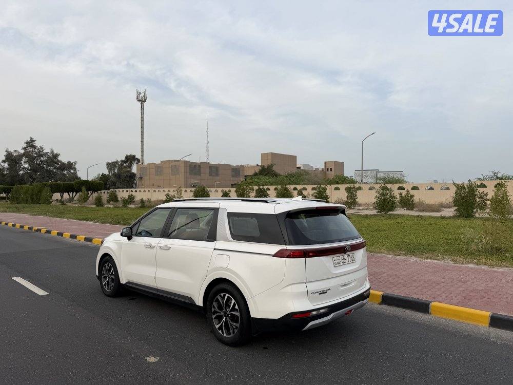 كرنفال 21 كامل المواصفات بحالة الوكاله4