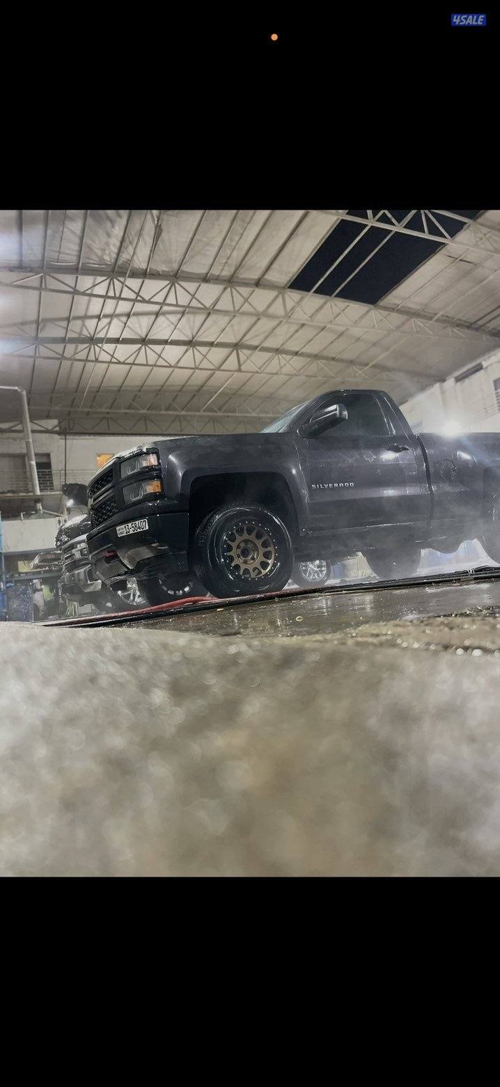 للبيع سلفرادو موديل 2015 ماشي 245 شرط الفحص قير مكينة شاصي1