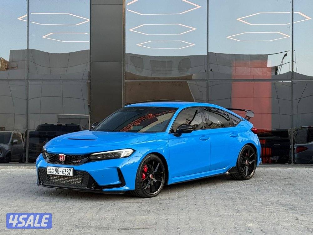 HONDA CIVIC R _2024 عداد 6الاف فقط2
