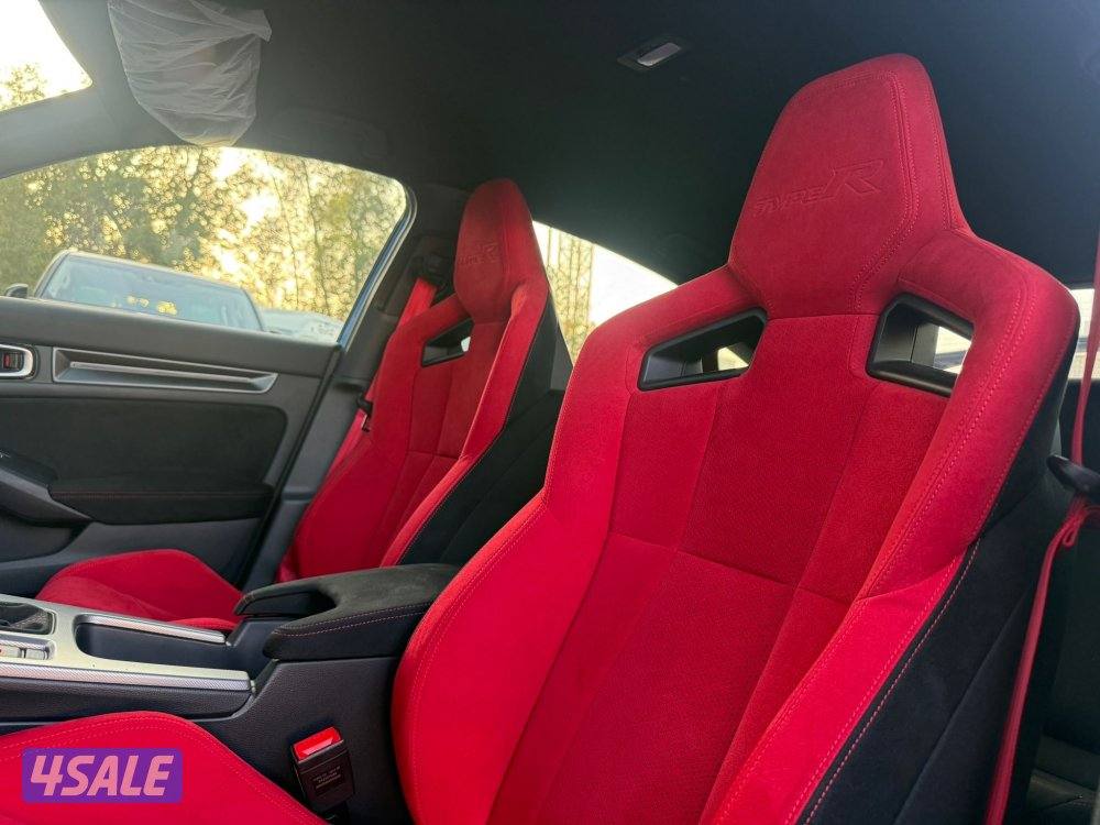 HONDA CIVIC R _2024 عداد 6الاف فقط8