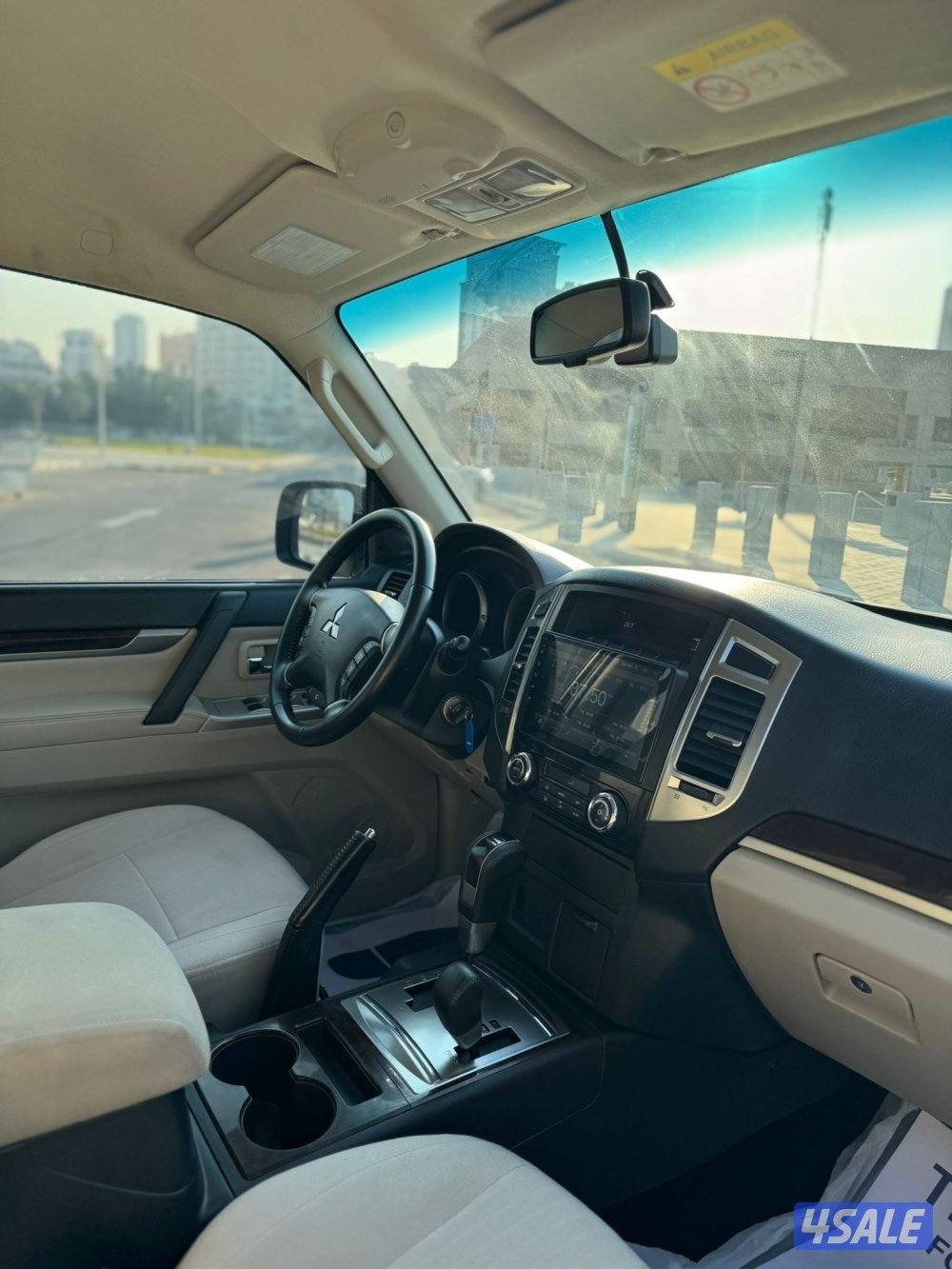 للبيع باجيرو موديل 2021 
عداد 88 الف 
ماكينه 3.5
سى سى7