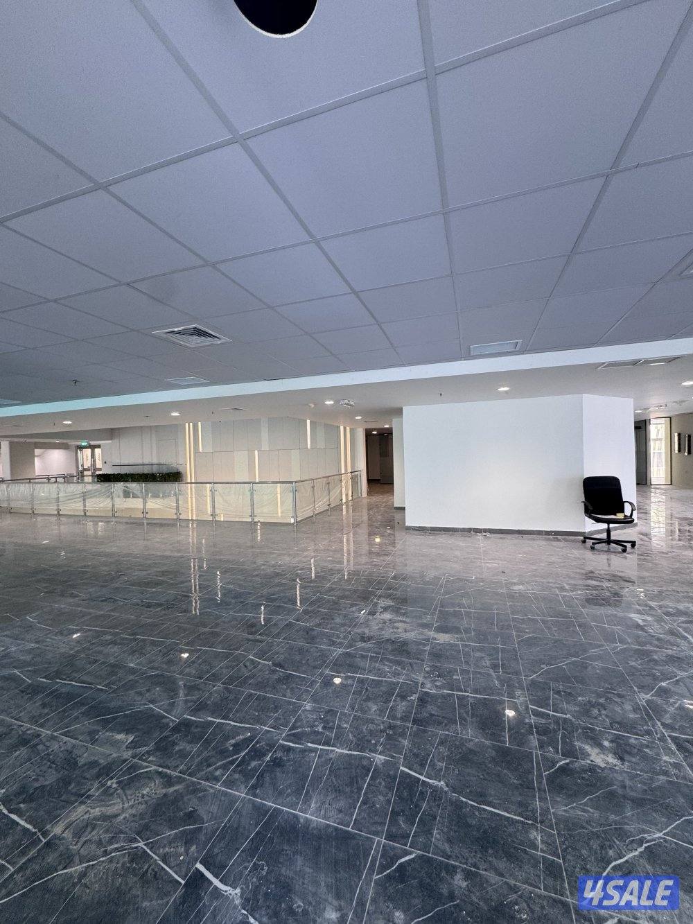 مكتب للإيجار بالعاصمة6