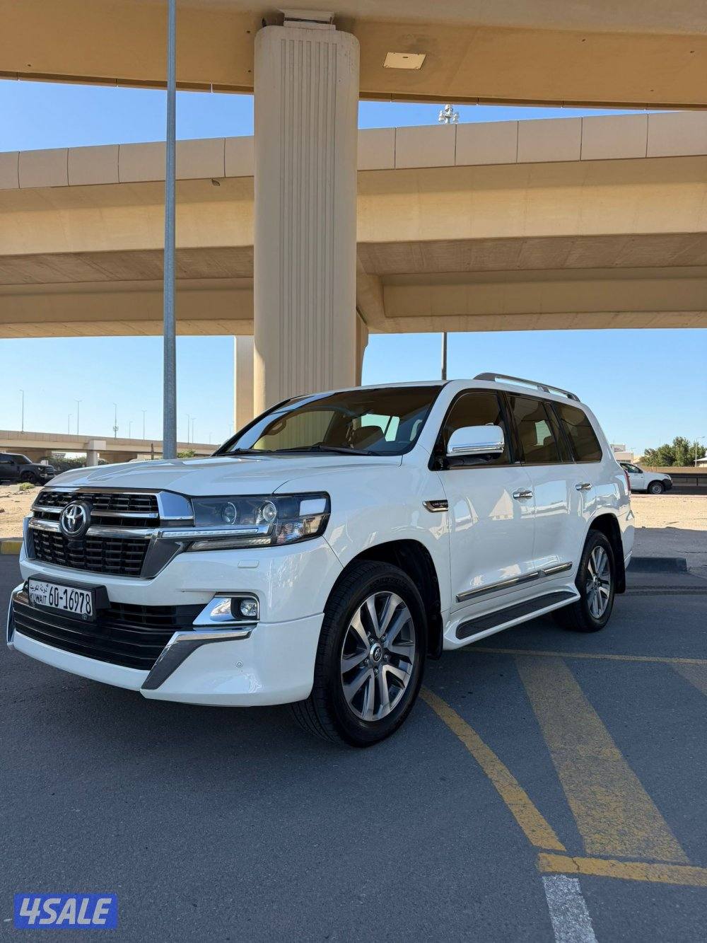 لاندكروز تورنق موديل 2021 سقنيجر الساير جلد عداد 1491