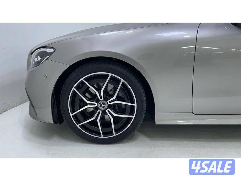 Mercedes-Benz E-Class8