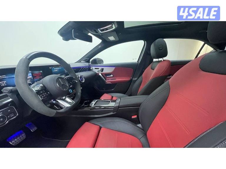 Mercedes-Benz A-Class10