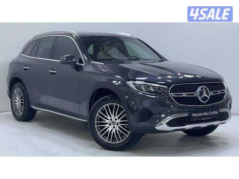 Mercedes-Benz GLC SUV1