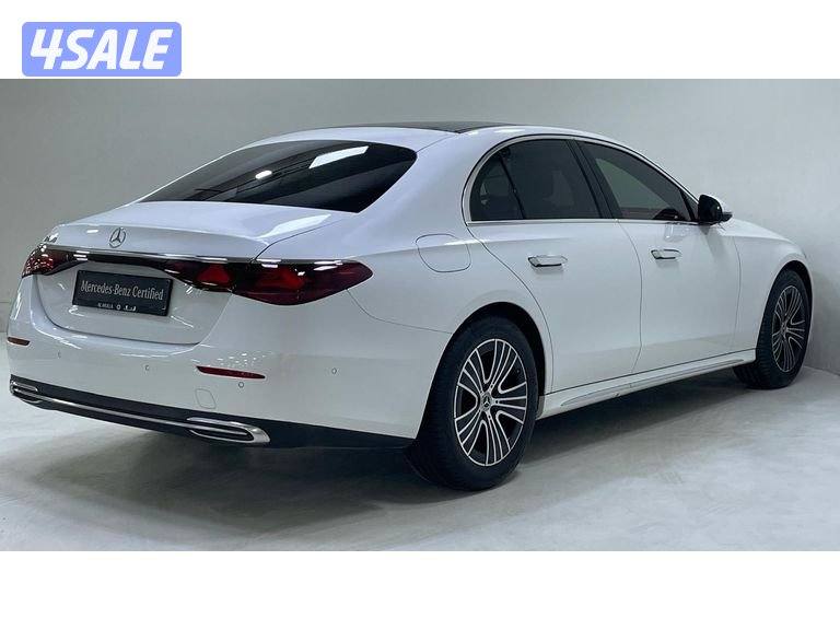 Mercedes-Benz E-Class7