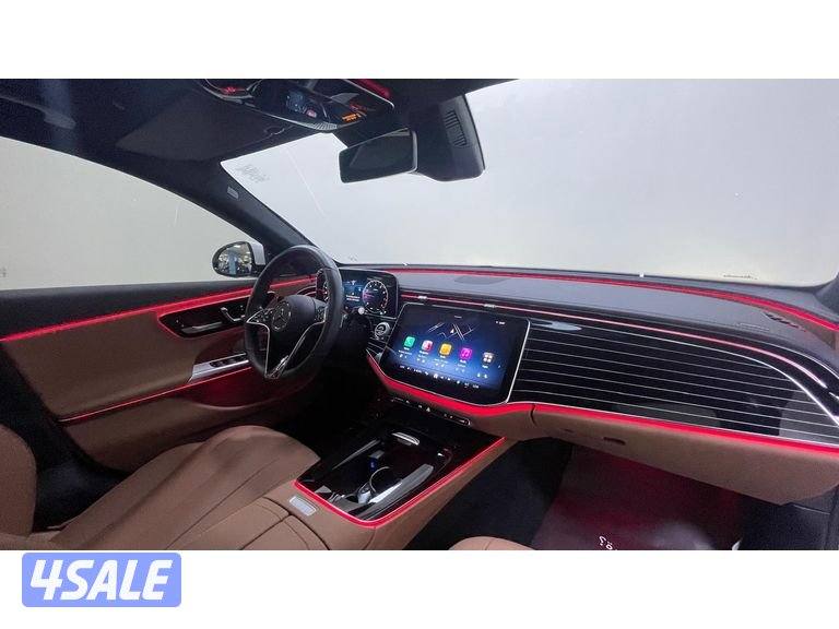 Mercedes-Benz E-Class9