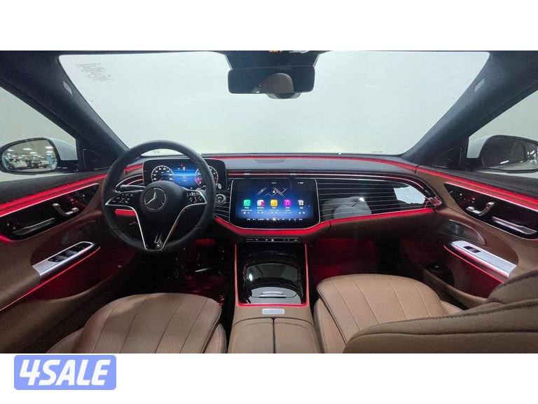 Mercedes-Benz E-Class11