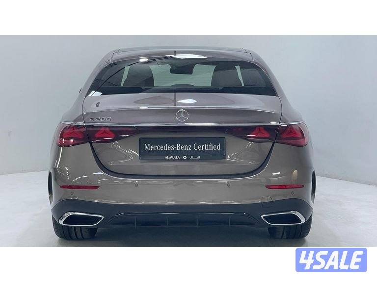 Mercedes-Benz E-Class6